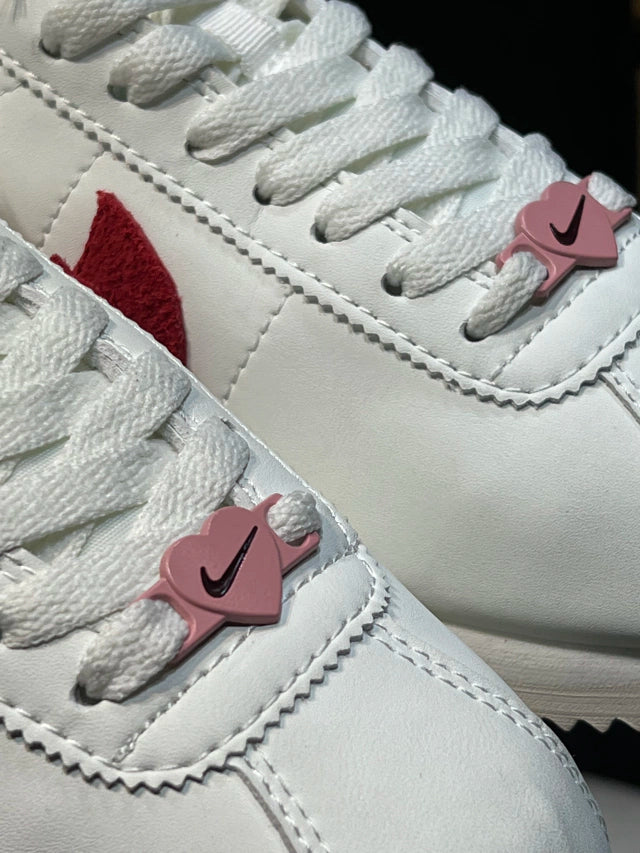 Nike Cortez San Valentín