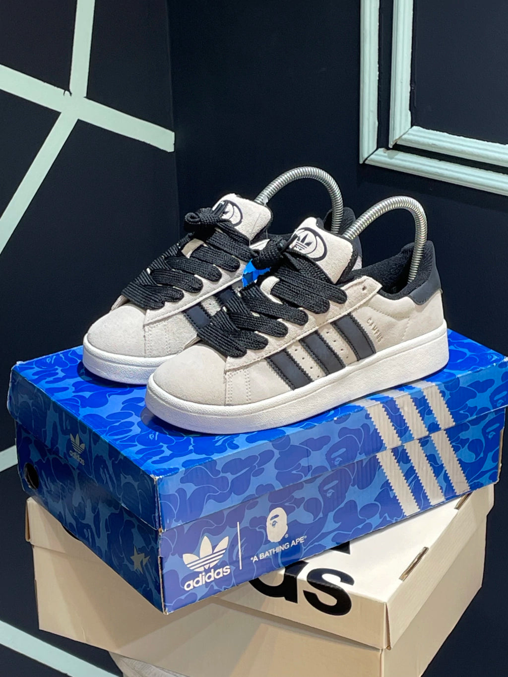 Adidas Campus