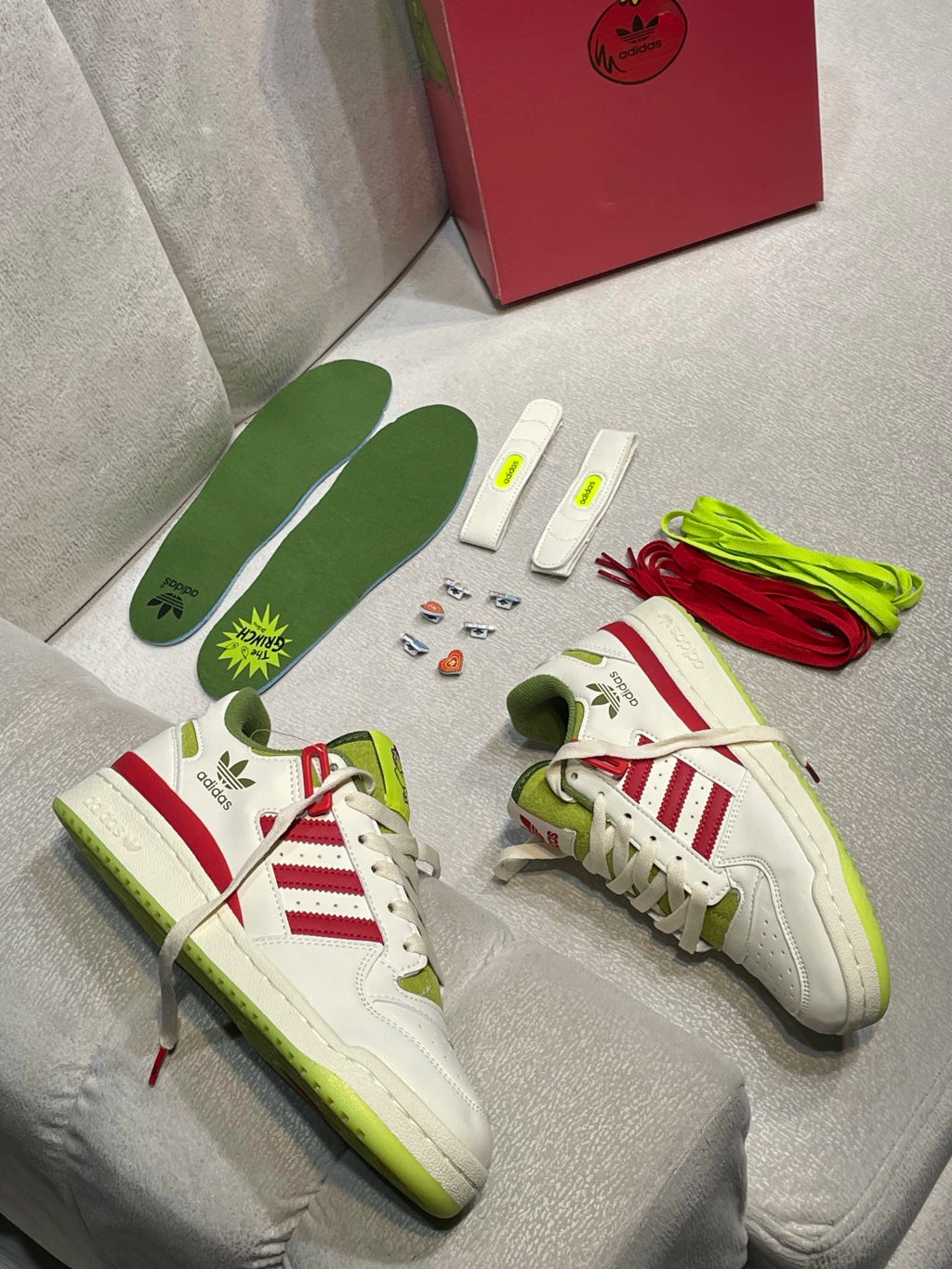 Adidas Forum x Grinch