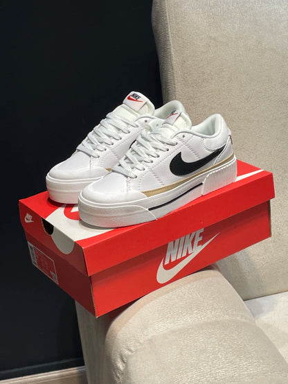 Nike Court