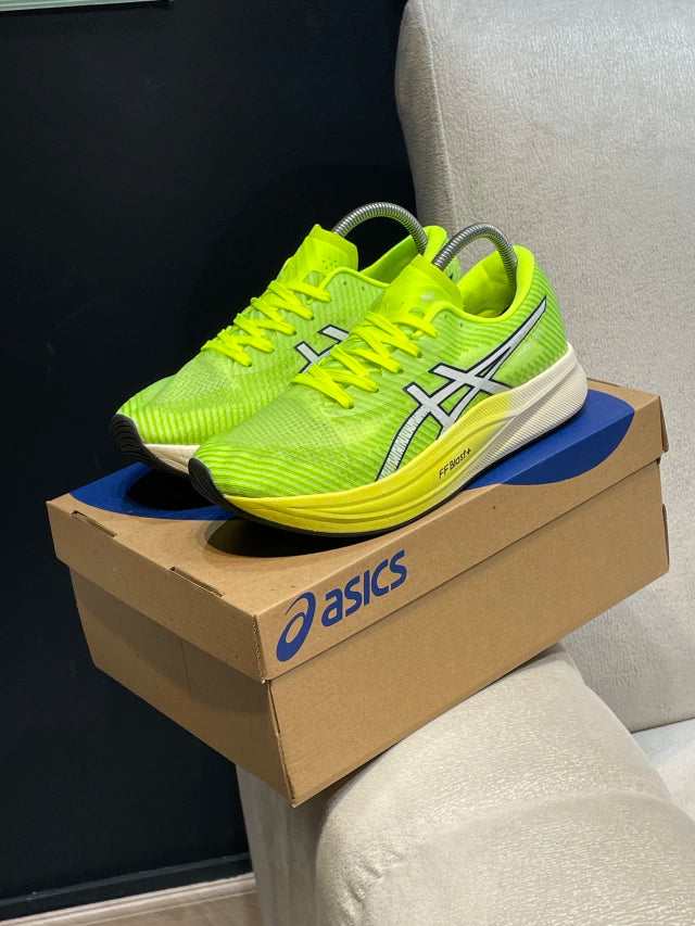 ASICS Metaspeed FF BLAST