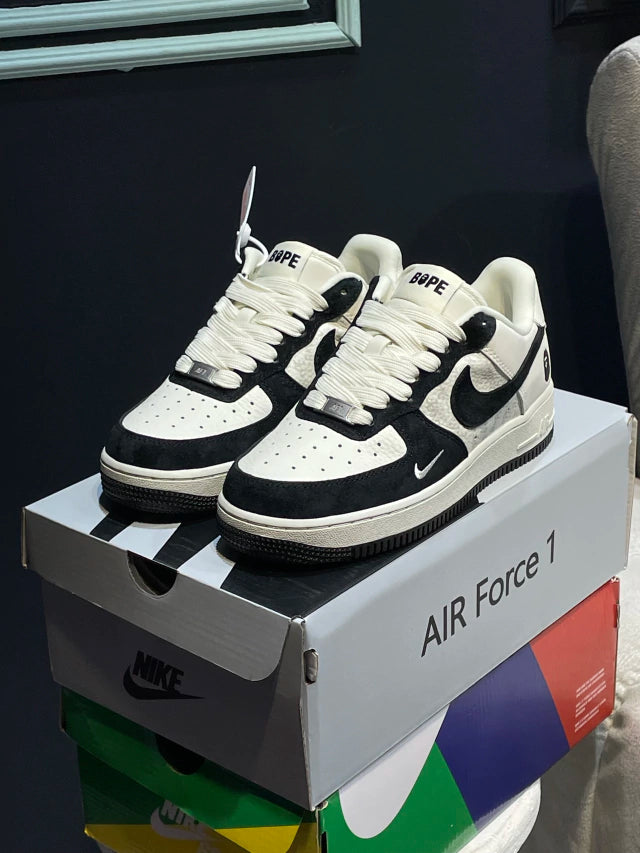 Nike Air Force 1 x BAPE