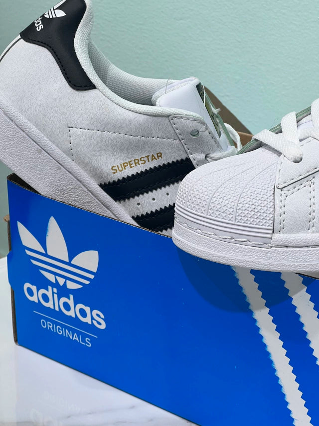 Adidas Superstar