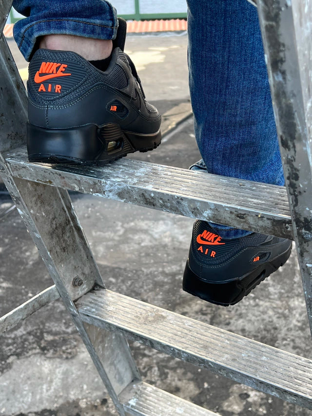 Nike Air Max 90