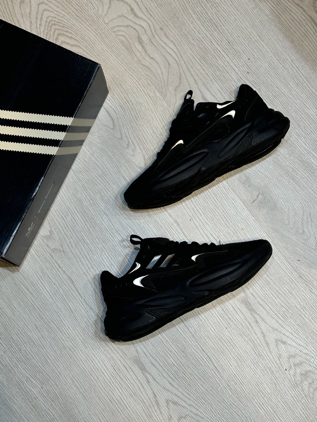 Adidas Ozweego