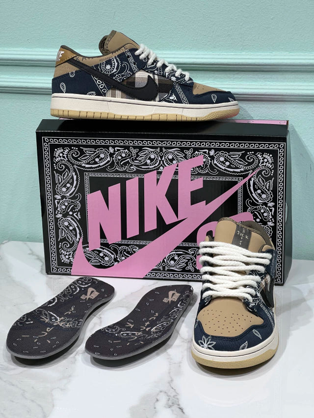 Nike Dunk Travis Scott