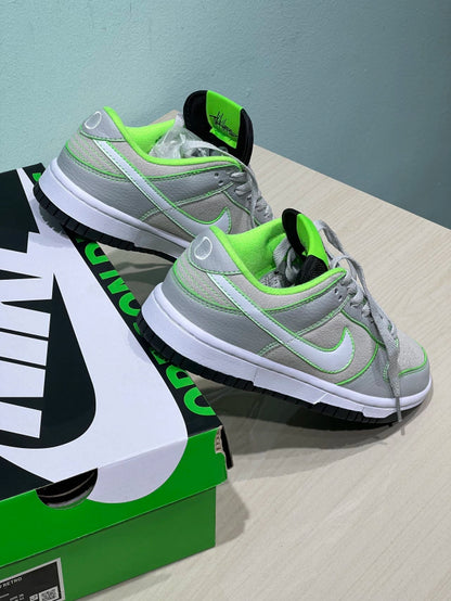 Nike Dunk Limited