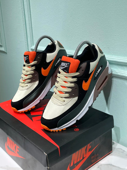 Nike Air Max 90