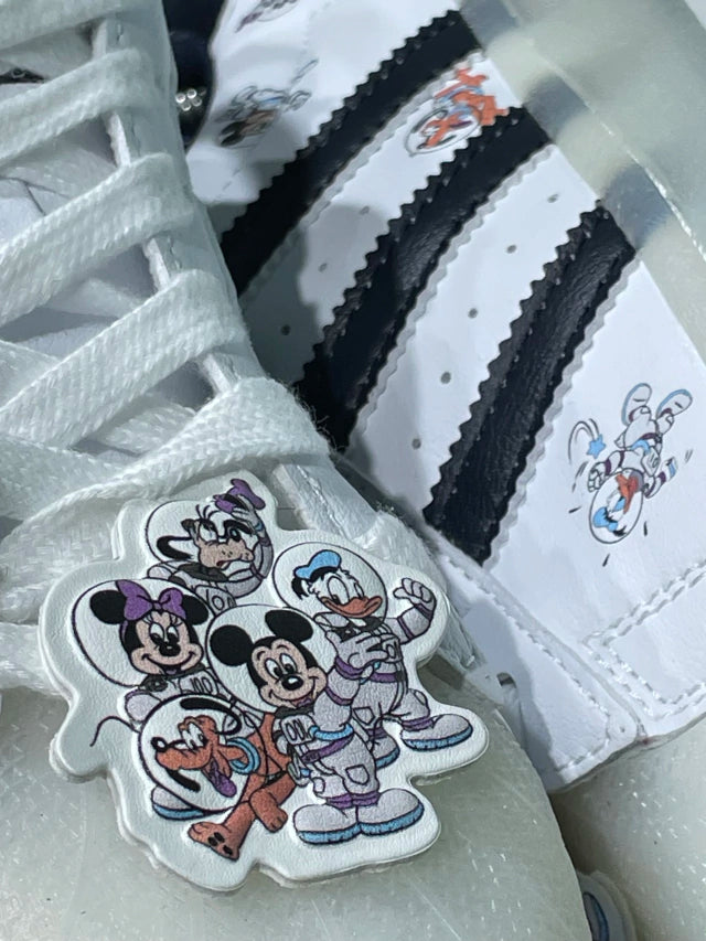 Adidas Superstar x Disney