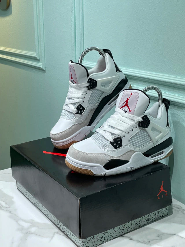 Jordan Retro 4