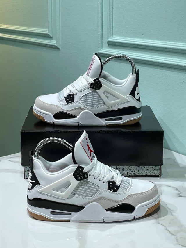 Jordan Retro 4