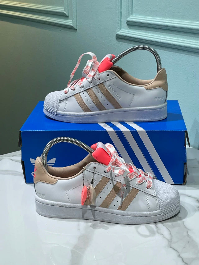 Adidas Superstar