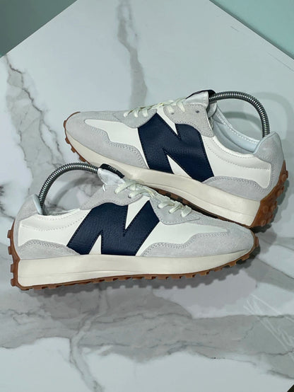 New Balance 327
